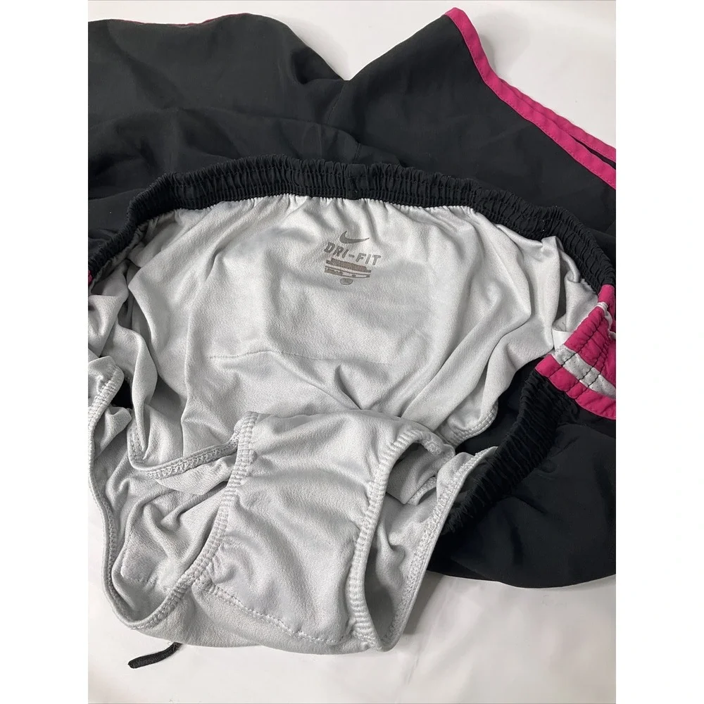 Nike Tempo Shorts Women Sz Large Running Athletic Fitness Lined Black Fuchsia